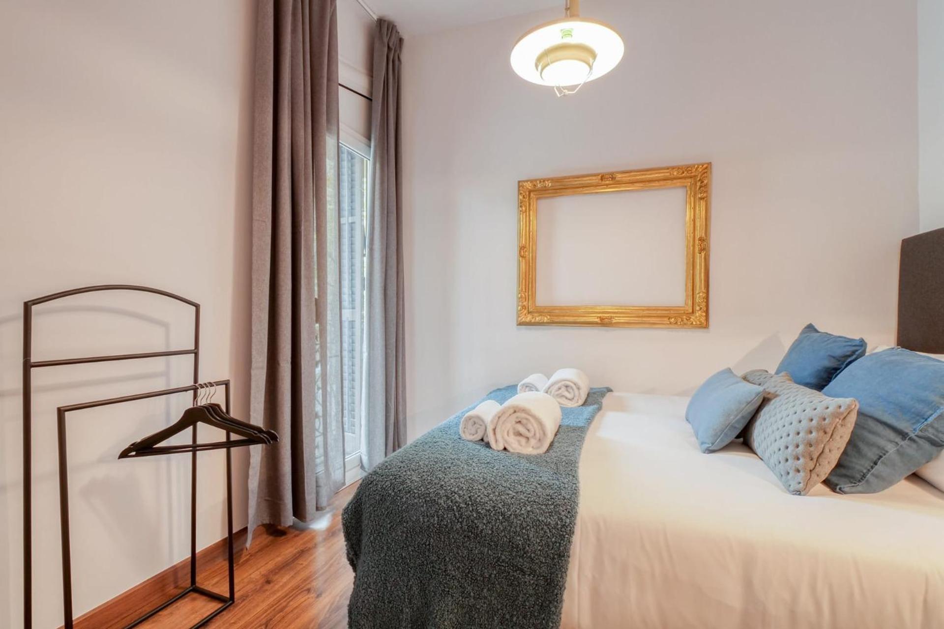 Comte Urgell Apartman Barcelona Kültér fotó