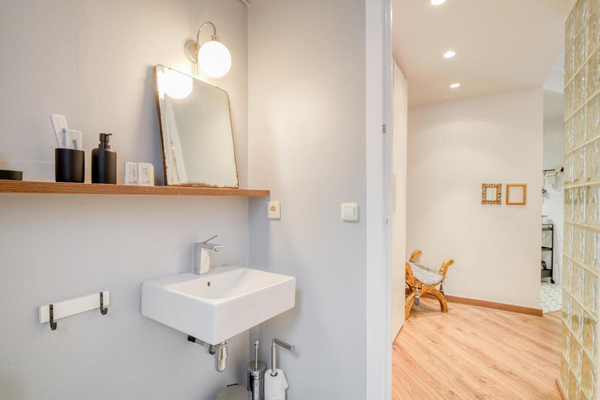 Comte Urgell Apartman Barcelona Kültér fotó
